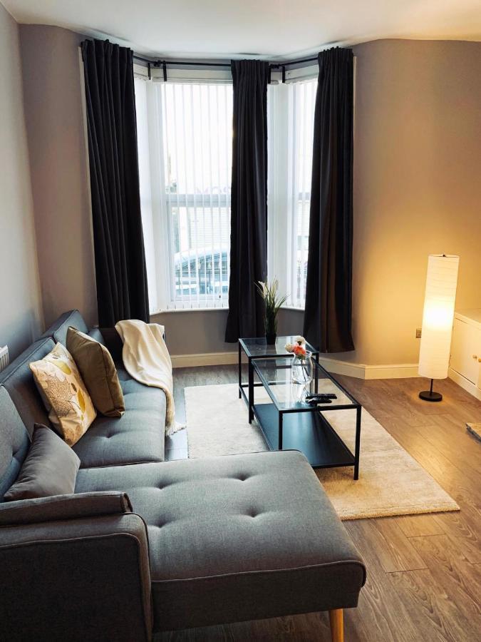 Modern & Luxurious Central Home - Free Parking Ліверпуль Екстер'єр фото