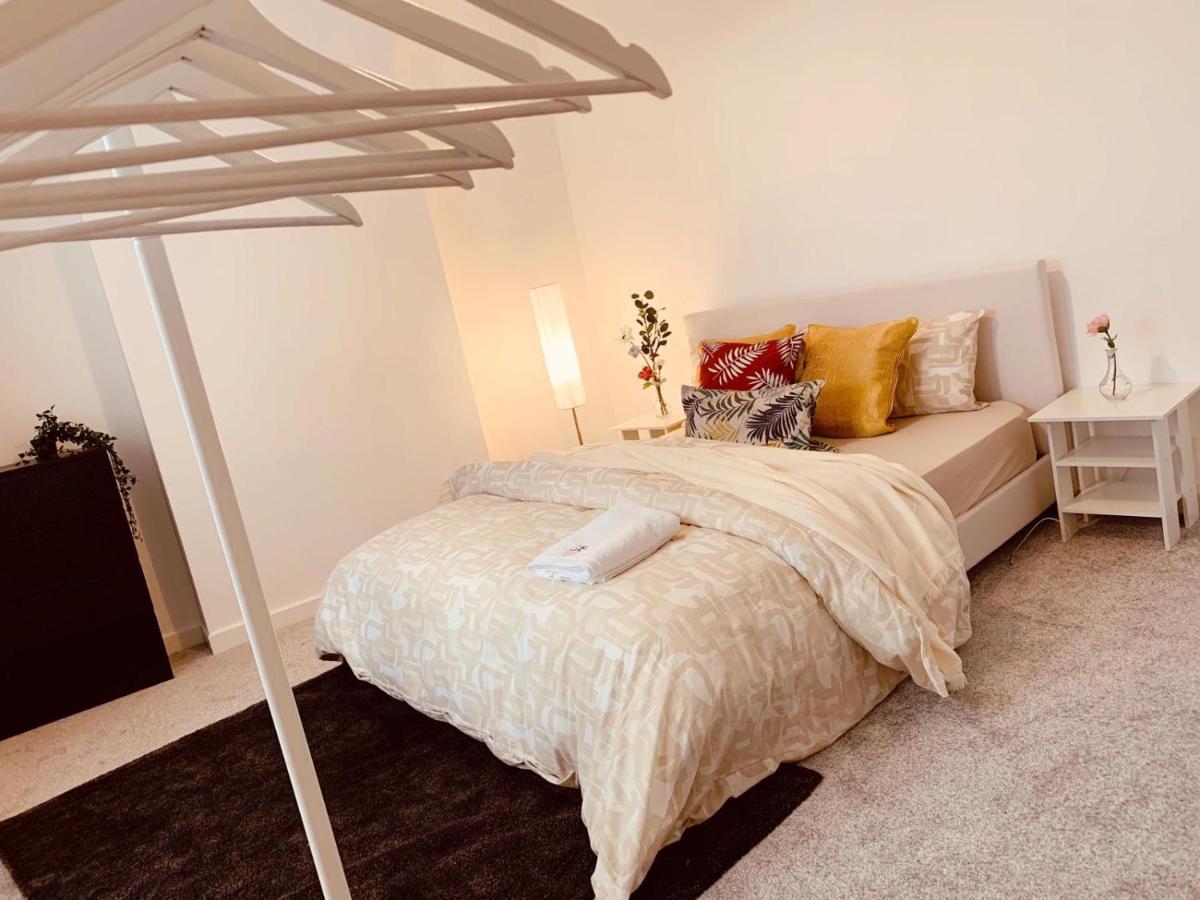 Modern & Luxurious Central Home - Free Parking Ліверпуль Екстер'єр фото