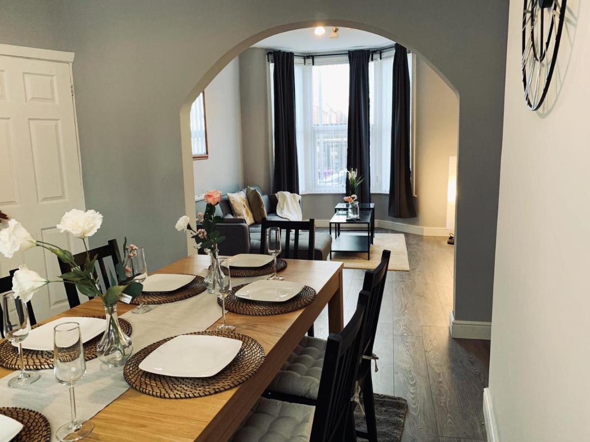Modern & Luxurious Central Home - Free Parking Ліверпуль Екстер'єр фото